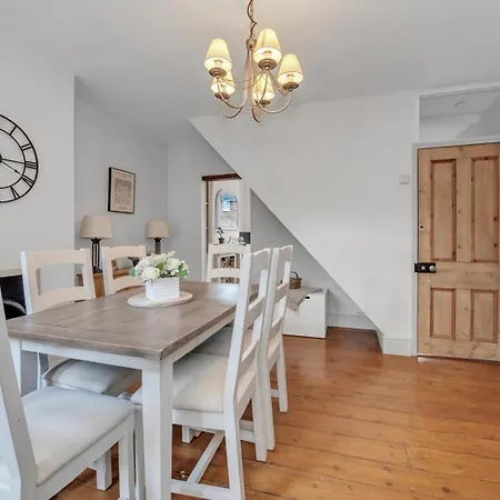 Delightful 10 St Martins - 2 Bed, 2 Bathroom With Parking Available Bury St. Edmunds Exterior photo
