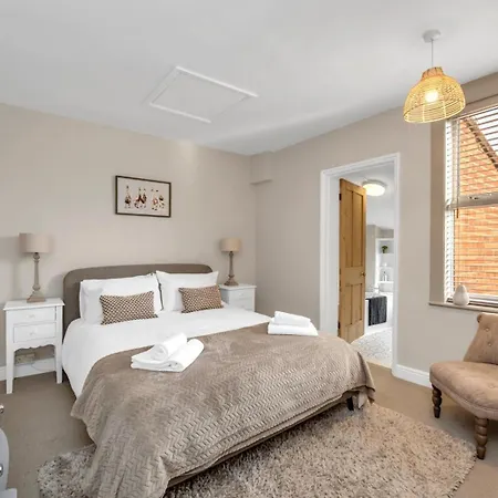 Delightful 10 St Martins - 2 Bed, 2 Bathroom With Parking Available Bury St. Edmunds Exterior photo